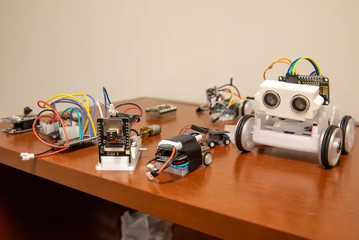 Automatic robots from the Internet of Things lab at SEMO. 